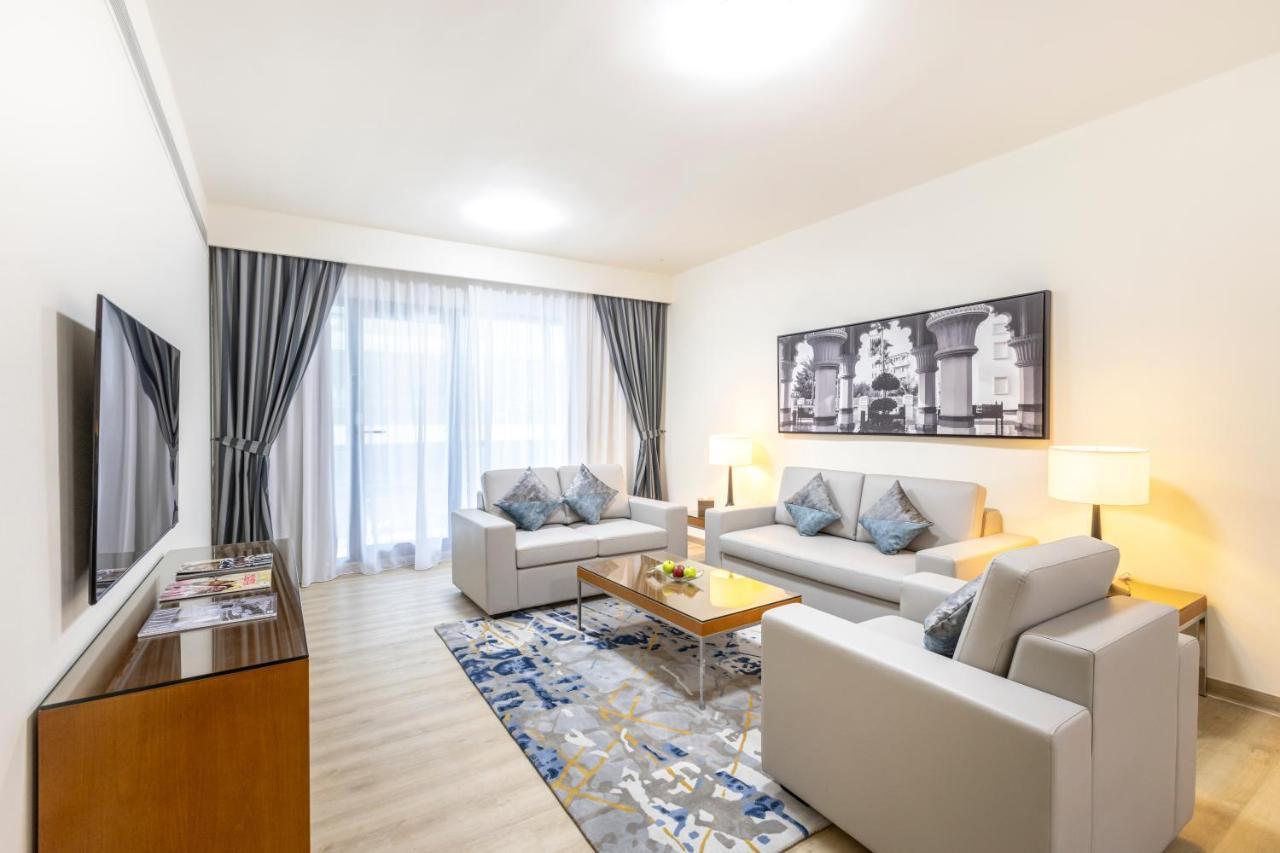 Golden Sands Suites Dubai Exterior foto